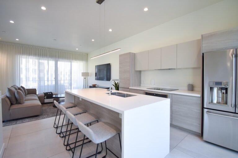2 BHK Resale Flat, 775 sqft, 3rd Floor, North — Prateek Grand Begonia