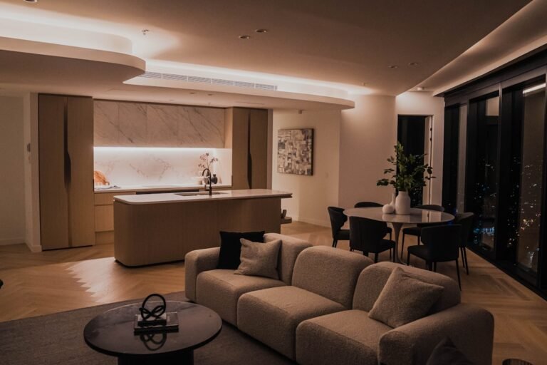 3 BHK Resale Flat, 1500 sqft, 24th Floor, North-East — Prateek Grand Begonia